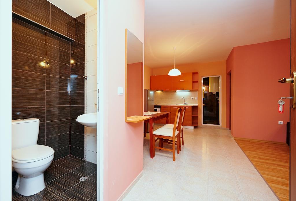 Apartments Dimitrovi Pomorie Rom bilde